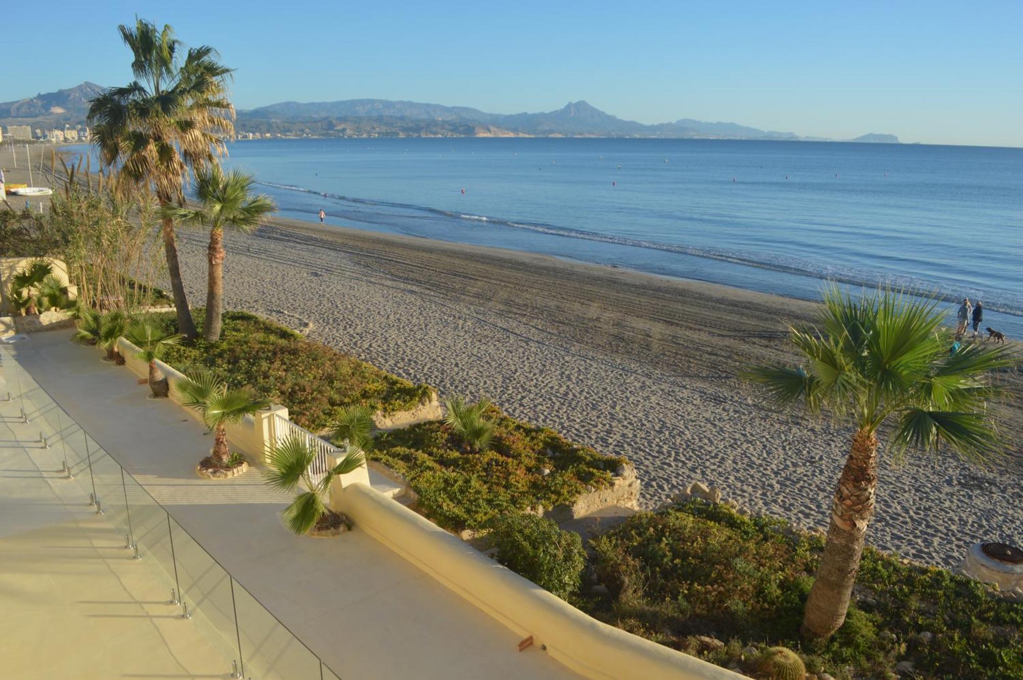 Excepcional Apartamento Amanecer Al Borde De Playa Y Mar, En Chalet Roquetes Alicante Exterior foto